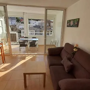 rosesapparts-voramar-la-cuana.topcostabravahotels.com/